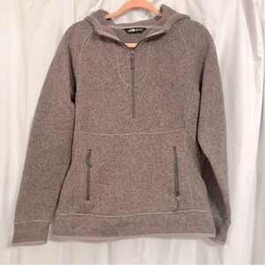 North face Women's purple 1/4 zip hooded Sweater with Zipper Pockets